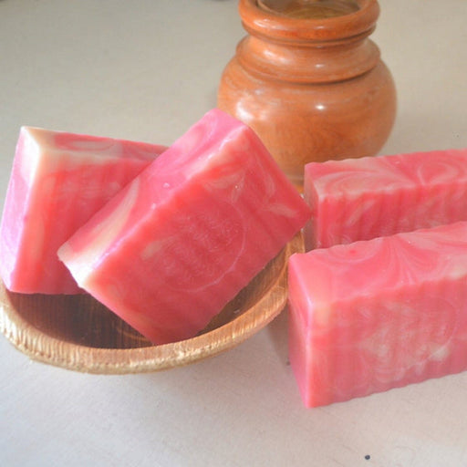 Anti-Aging Raspberry | Cold Process Handmade Soap Pratha Naturals 