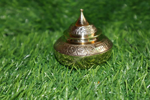 Salvus App SOLUTIONS Traditional Handcrafted Brass Dotted Sindoor DaniBox, Decorative Showpiece (Gold_Small, 4x4 cm) Home Decors Salvus App Solutions 